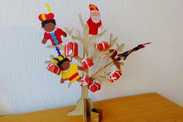 Sinterklaas Versiering Maken; Zelf Decoratie Knutselen Voor Of Op School - Mamaliefde.nl